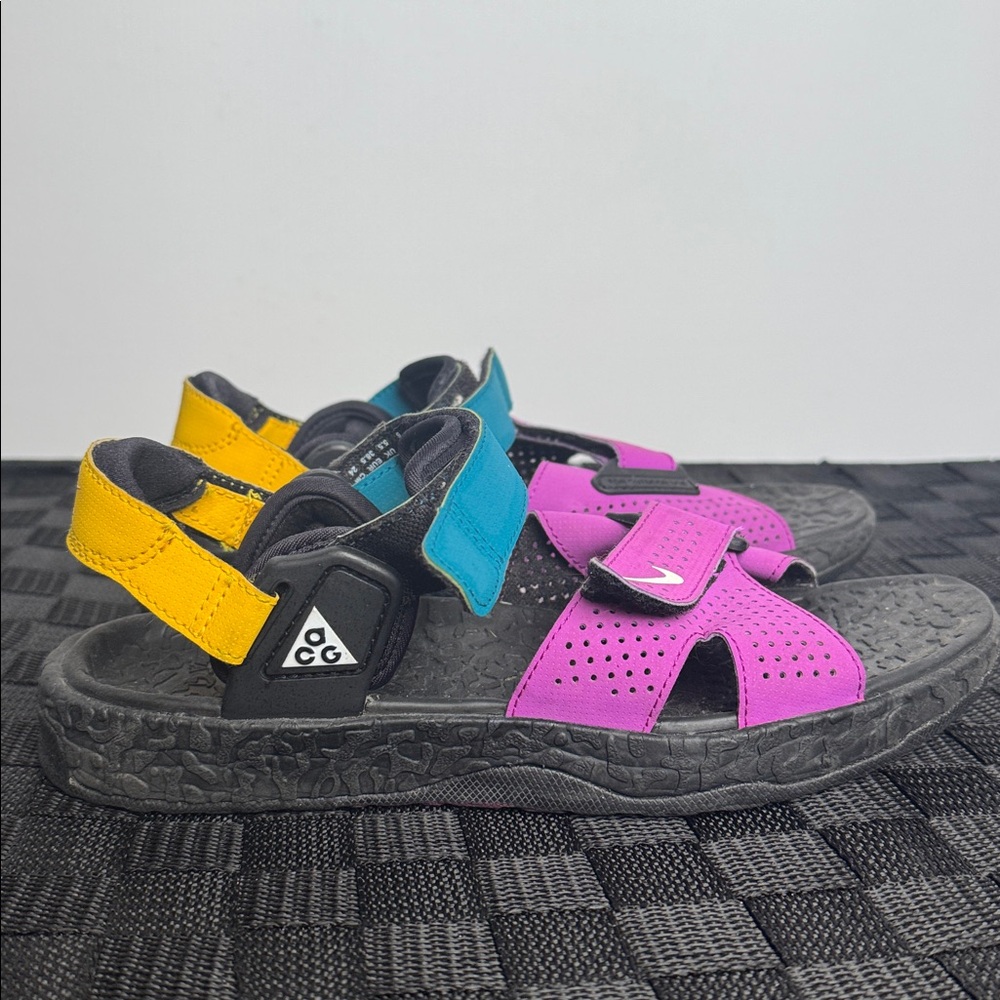 NIKE ACG AIR DESCHUTZ BLACk PURPLE Yellow SIZE 7 Sandals Water Shoes - Picture 6 of 6